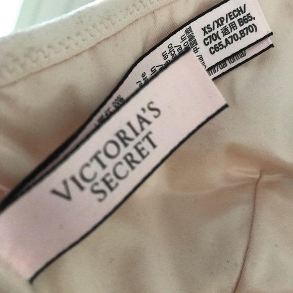 VICTORIA’S SECRET Sequin Bralette - Picture 5 of 5